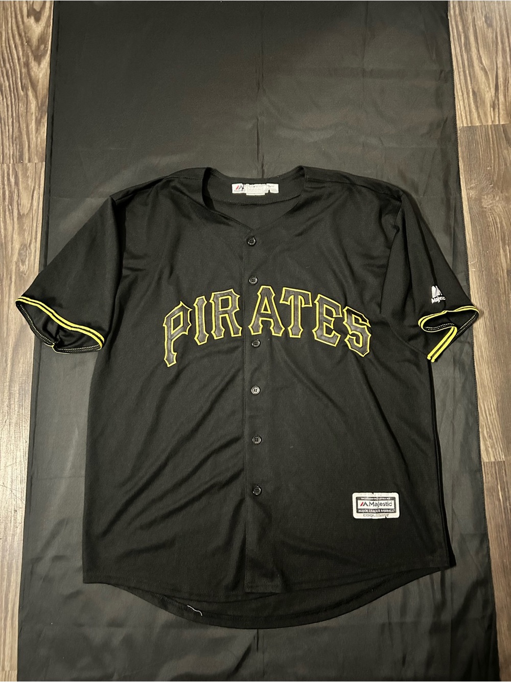 Majestic Black & Yellow Pittsburgh Pirates Button Front Jersey